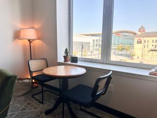 Deer District Studio Apt - One Block from Fiserv and Baird - 8