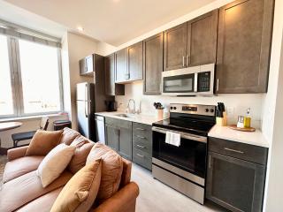 Deer District Studio Apt - One Block from Fiserv and Baird - 9
