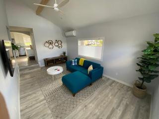 4th Street Work Friendly Home - 7