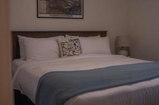 Mountain View Family Cabin, Pet Friendly and Hot Tub - 3