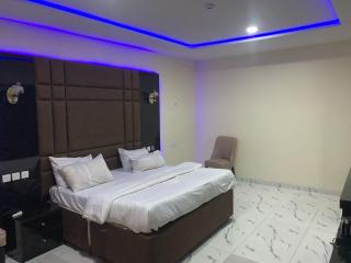 Gold Rhino Hotel and Suites Ltd - 2