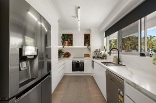 Cashelmara on the Beach - 3 Bedroom Escape - 2