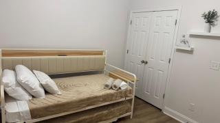 Pet-Friendly Happy Space - 1