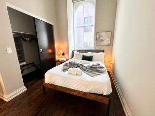 Downtown Sleek 2BR Loft - 4