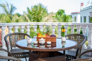 Weisi Zhenpin Holiday Courtyard - 3