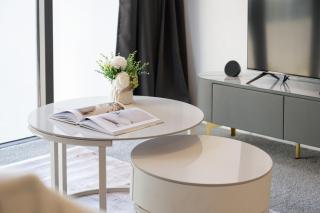 Stylish Woden Apt Near Hospital w Pool, Parking - 6