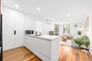 Central Turner 2BR w Gym, Parking, Close to ANU - 7