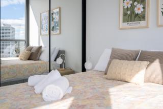 Sunny Central Woden Apt,Hospital, CIT , Pool - 1