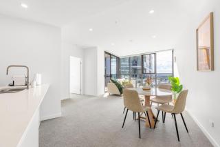 Mountain View Woden Apt, Hospital, Westfield - 1