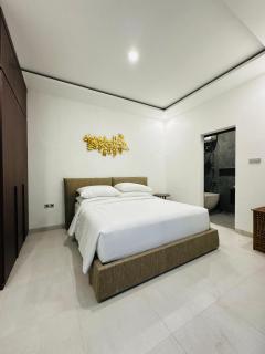 Athalia Villa Seminyak - 5
