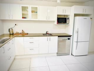 Rainbow Beach Resort overlooking Pool - 6