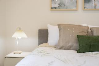 Sunny Woden Apt, Near Hospital, Mall w Parking - 8