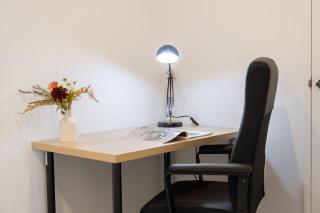 Cosy Woden Apt Near Canberra Hospital,Transport - 3