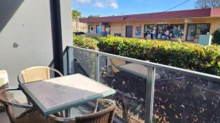 Jopen Motel Unit 3 - 5