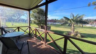 Cottage 3 Sussex House Holiday Park - 0