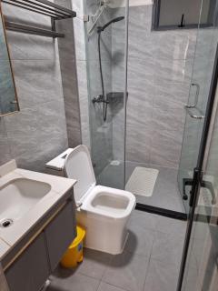 Haven 902 - Modern, Stylish & Comfy 1 Bedroom Apartment With Workspace, Secure Parking, CCTV, Restaurant ,Gym, Sauna And City Views in Nairobi, Kilimani Area - 2