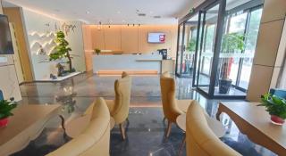 Green Tree Inn Henan Jiyuan Tiantan Road Xinyao Plaza - 4