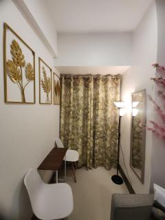Japan Vibe Shaw MRT Train EDSA Mandaluyong 1BR with Veranda Netflix Internet Pool View - 3