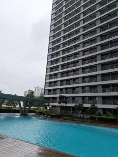 Japan Vibe Shaw MRT Train EDSA 1BR with Veranda Netflix Internet Prime HBO Max Pool View - 9