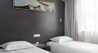 Goodrich Hotel - 1