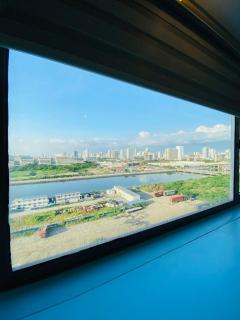 SMDC Good Stays - Shore 1 Tower B Unit 1250 - 8