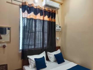 Hotel O Narayan Palace - 1
