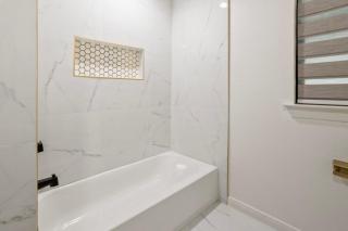 The Chateau Midland - 6