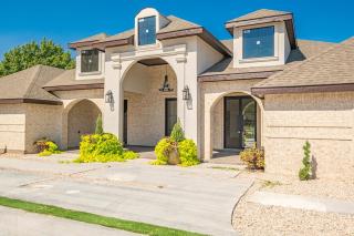 The Chateau Midland - 2