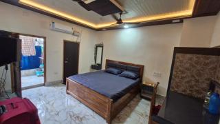 2BHK Home fully furnished at Sahid Nagar near INOX - 5
