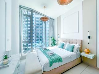 Amazing Roof Top Pool in Nice 1 BHK Flat in Marina - 3