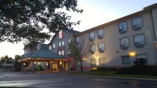 Best Western Plus Travel Hotel Toronto Airport - Toronto - 2