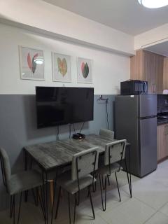 SMDC Good Stays - Shore 1 Tower C2 Unit 729 - 6