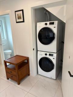 Brand New laneway Suite with Parking near UBC - 3