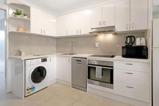 Comfortable 1BR near UQ, River Walks & Pool - 5