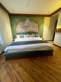 The White Castle Hotel - 9