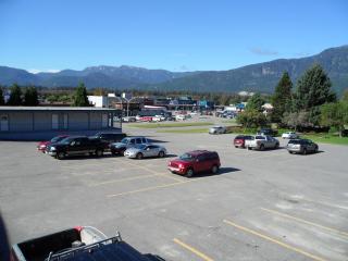 Chalet Inn - Kitimat - 7