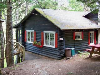 Robinson's Cottages - Township of Edmunds - 4