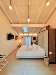 ROOMS,REGGIO AFFITTACAMERE con Bagno Privato, TV, Clima , Wi-Fi - 7