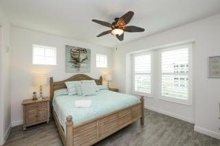 Sunset Margarita - Luxury Condo Lanai Pool Beach Gear Bikes Dogs OK 5 Mins to Gulf Beaches - 7