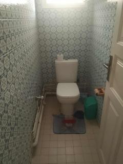 chambre spacieuse avec coin salon dans un quartier chic et calme de Tunis - 2