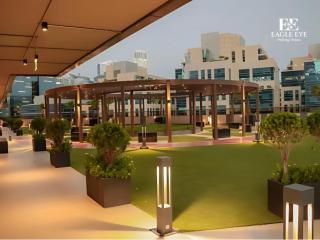 Spacious 1 Bed with Burj Khalifa View accommodates 3 or 4 - 8
