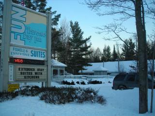 Traverse Bay Inn - 4