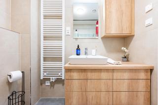 Prague Days - 1BDR Apt w Balcony & Garage & 250 Mbs WiFi - 6