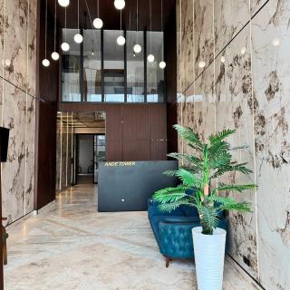 Modern Studio 1822 by the Boulevard with Balcony Kitchen Wi-Fi - 9