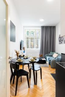 Prague Days - One Bedroom Apartment in Hip Neighbourhood with Netflix - 6