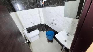 Hotel RK Residency Near Prem Mandir & bankey bihari temple # budget hotel near iskon temple free parking couple friendly hotel in vrindavan - 6