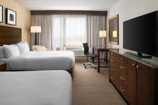 DoubleTree by Hilton Hotel Boston Bayside - 4