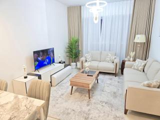 Luxury 2BHK Boulevard Alreem - 6