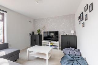 Spacious 2br Near Queens Uni & City Centre - 4
