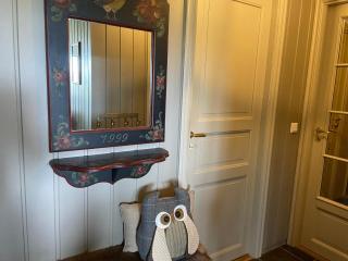 Nice And Central With Terrace - 7